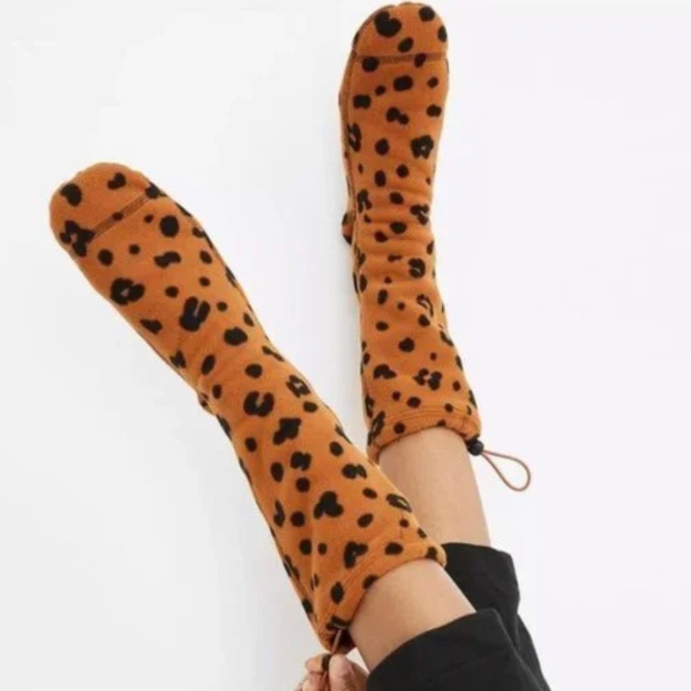 Madewell Brown Leopard Fleece Slipper Socks L-XL